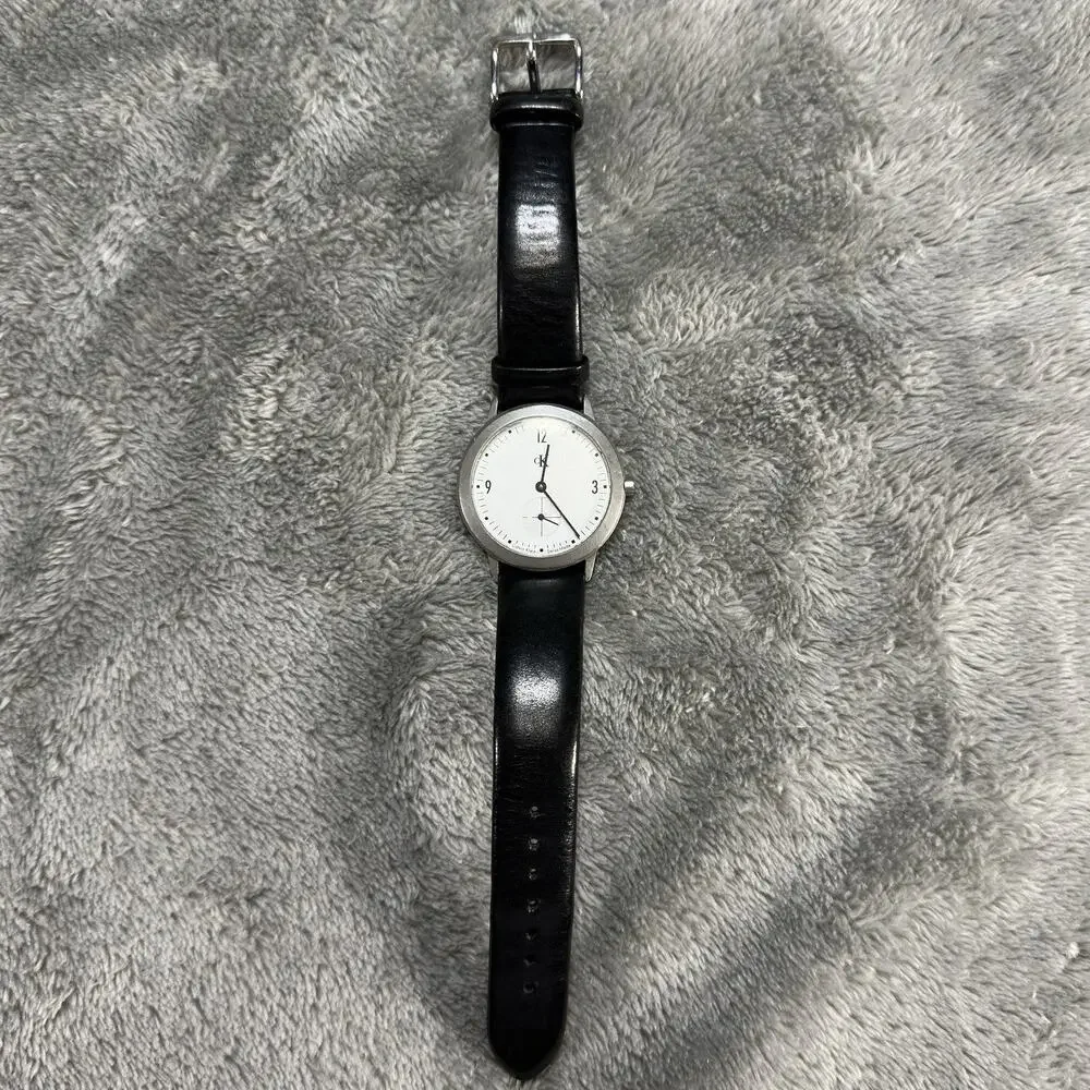 Vintage CK Calvin Klein watch - K3211 K3212 - Swiss Made Needs Battery